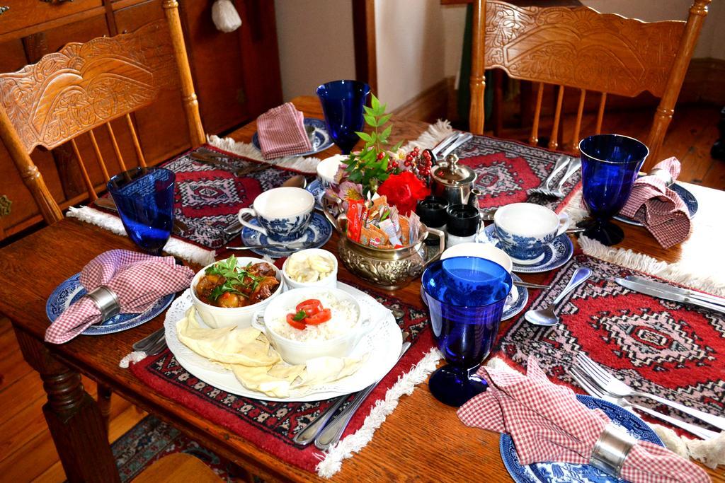 A Tapestry Garden Guest House Почефструм Екстер'єр фото